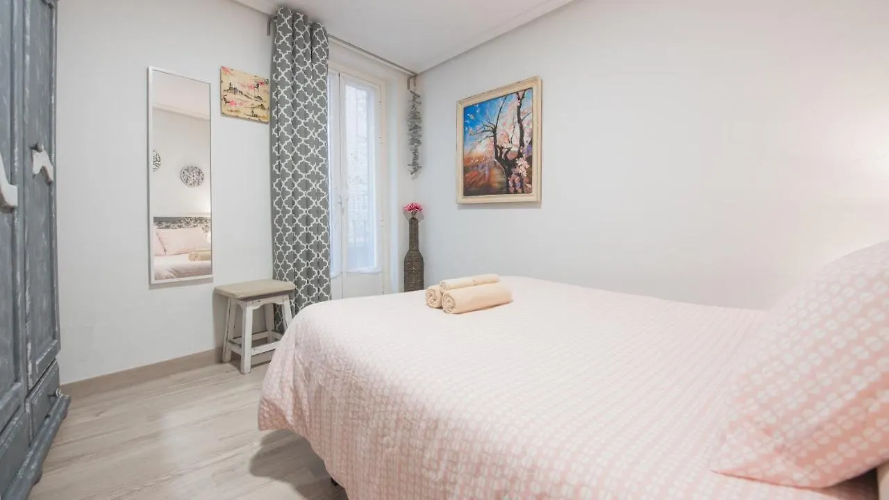 Toledo Feliz Apartments