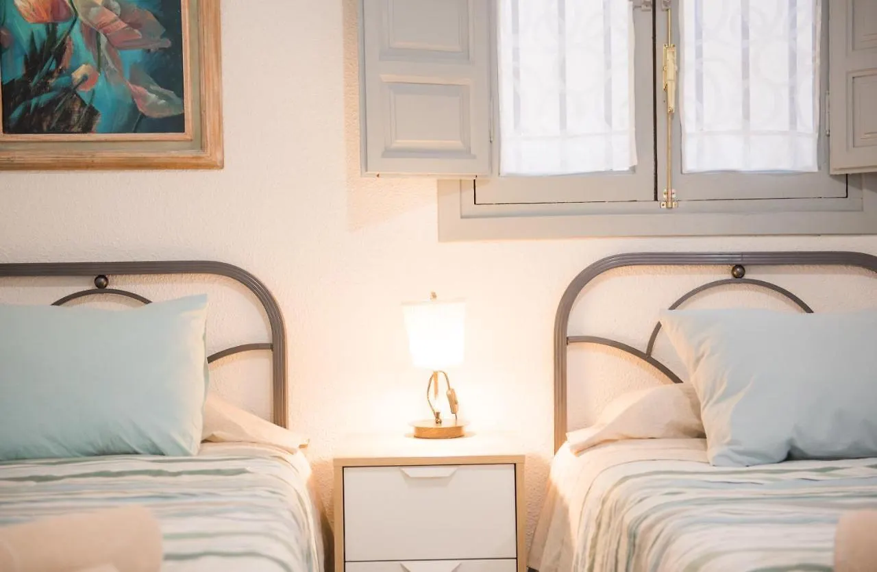 Toledo Feliz Apartments
