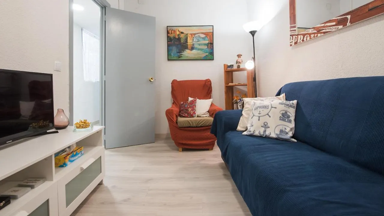 Toledo Feliz Apartments 0*,  스페인