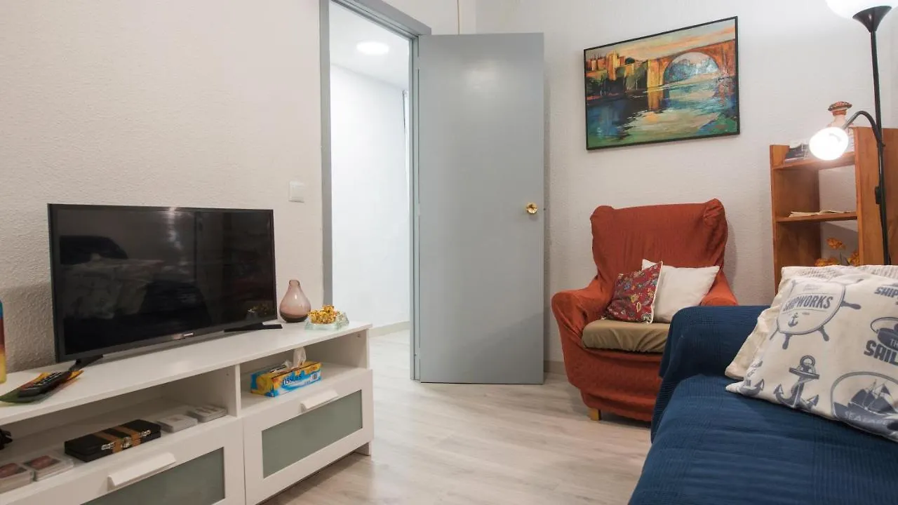Toledo Feliz Apartments
